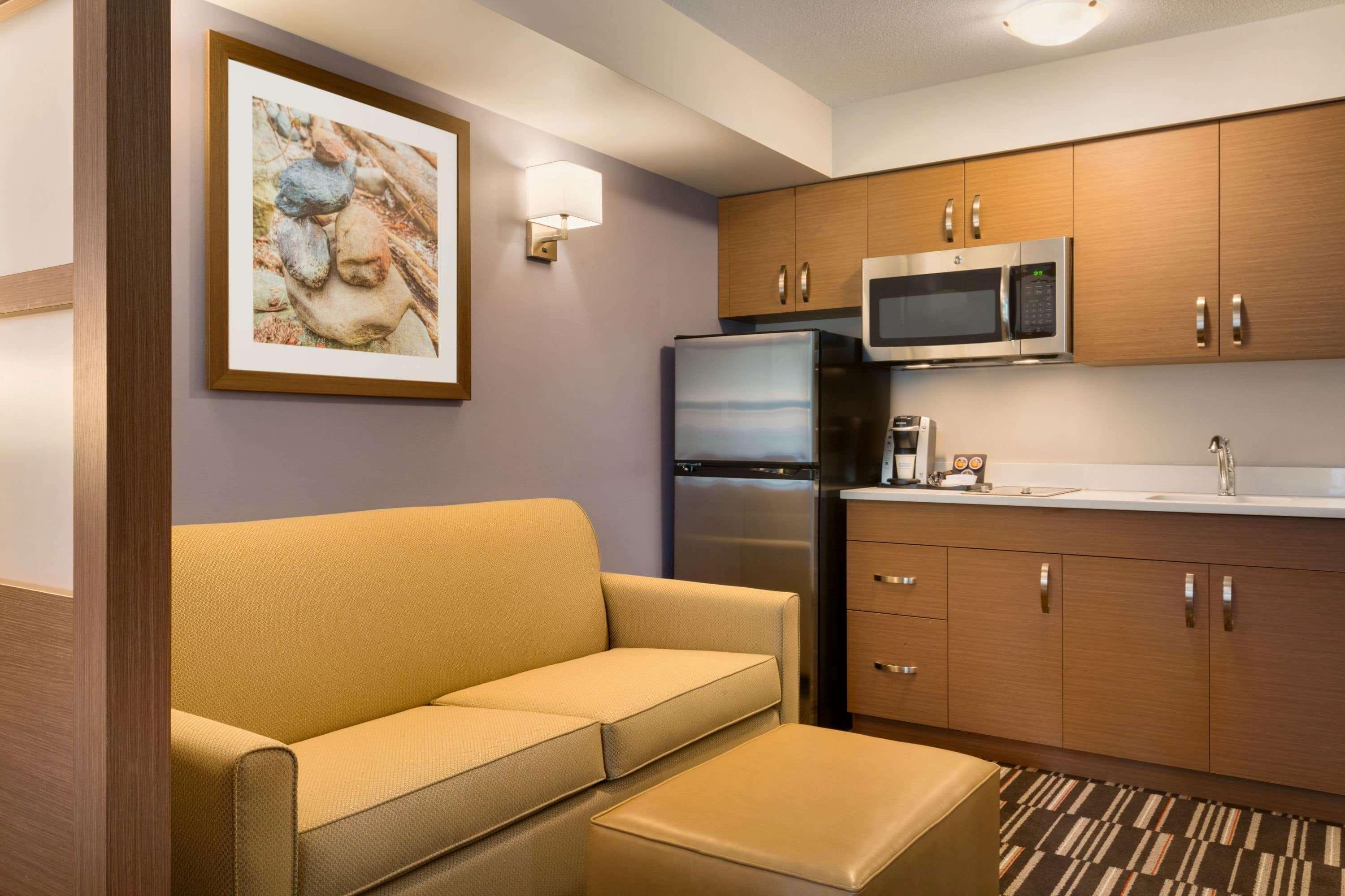 Microtel Inn & Suites By Wyndham Oyster Bay Ladysmith Exterior photo